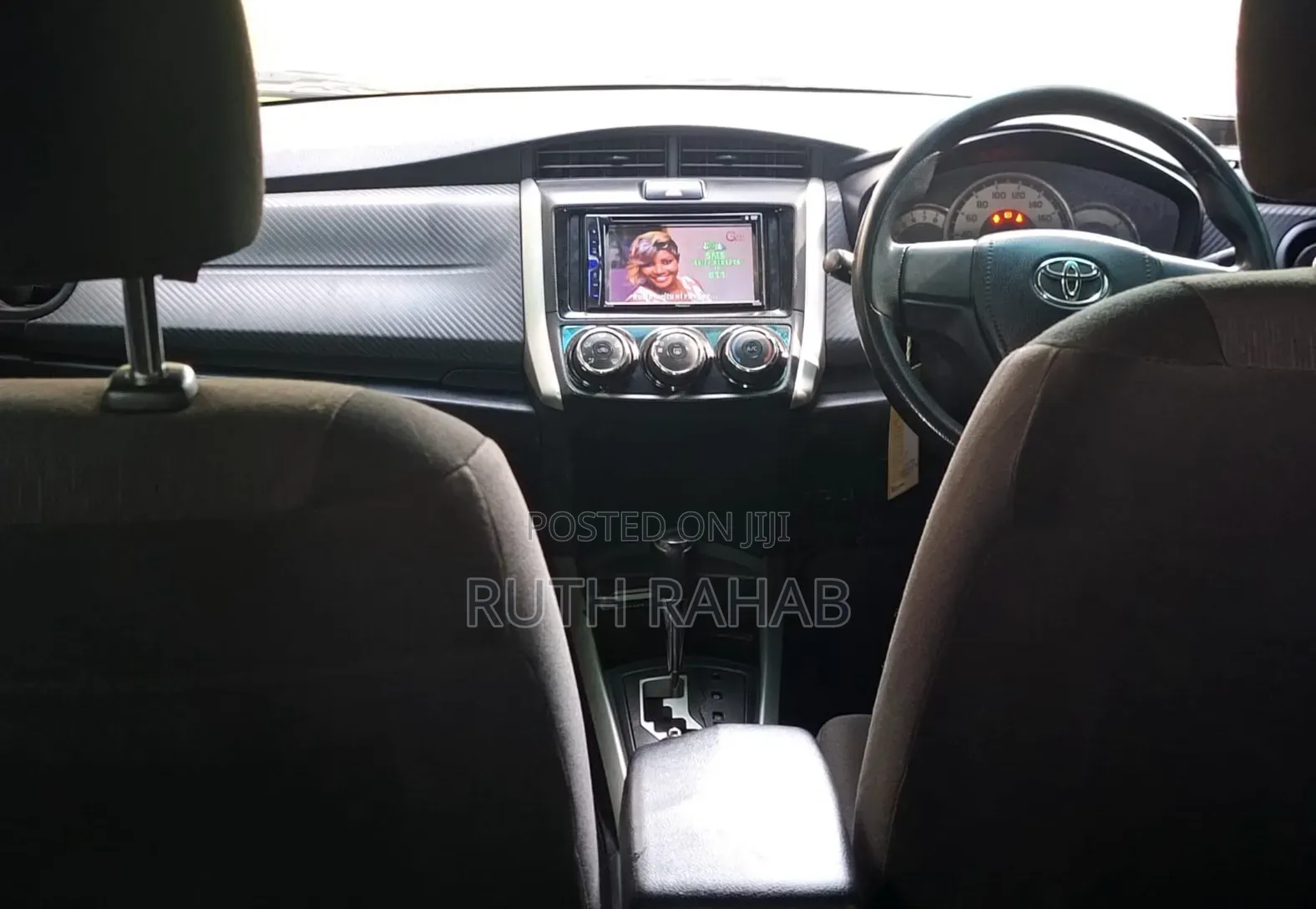 Toyota Corolla Fielder 2013 Silver