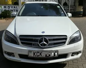 Mercedes-Benz C200 2010 White