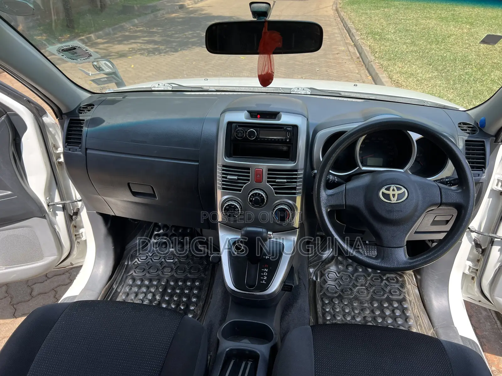 Toyota Rush 2008 White