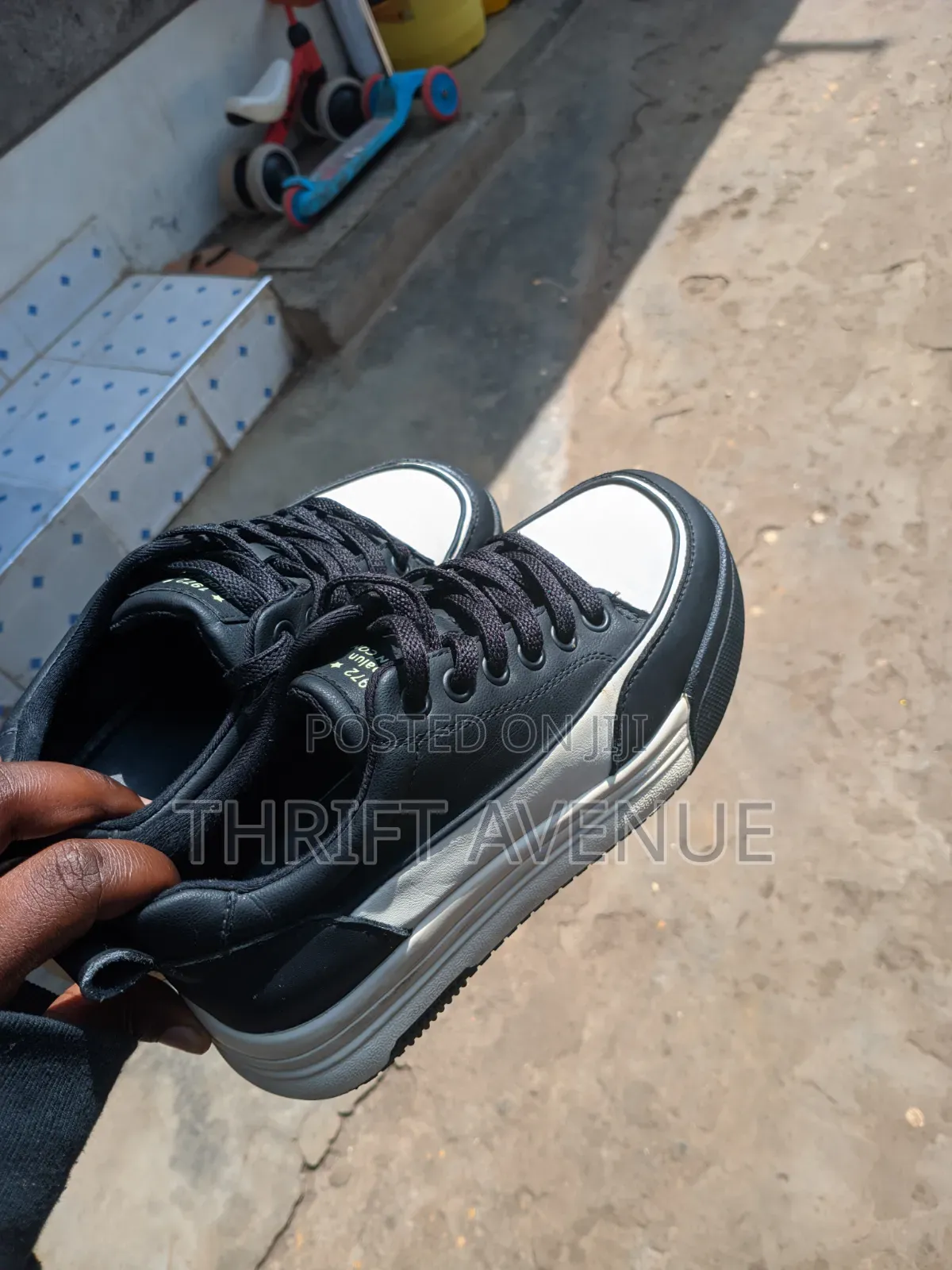 Black Chunky Sneakers Size 37– Thrifted