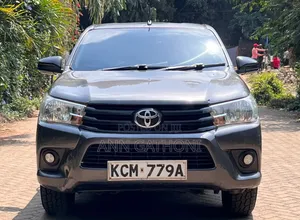 Toyota Hilux 2017 Gray