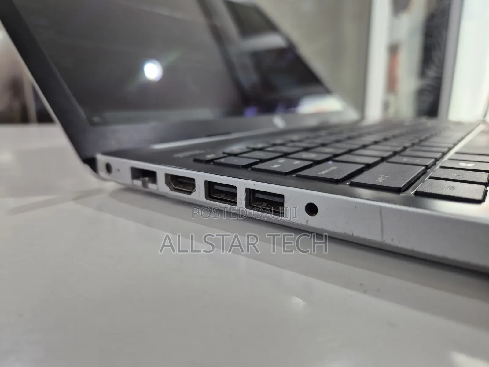Laptop HP 8GB AMD HDD+SSD 128GB