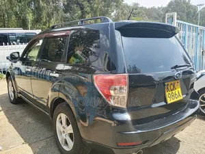 Subaru Forester 2010 Black