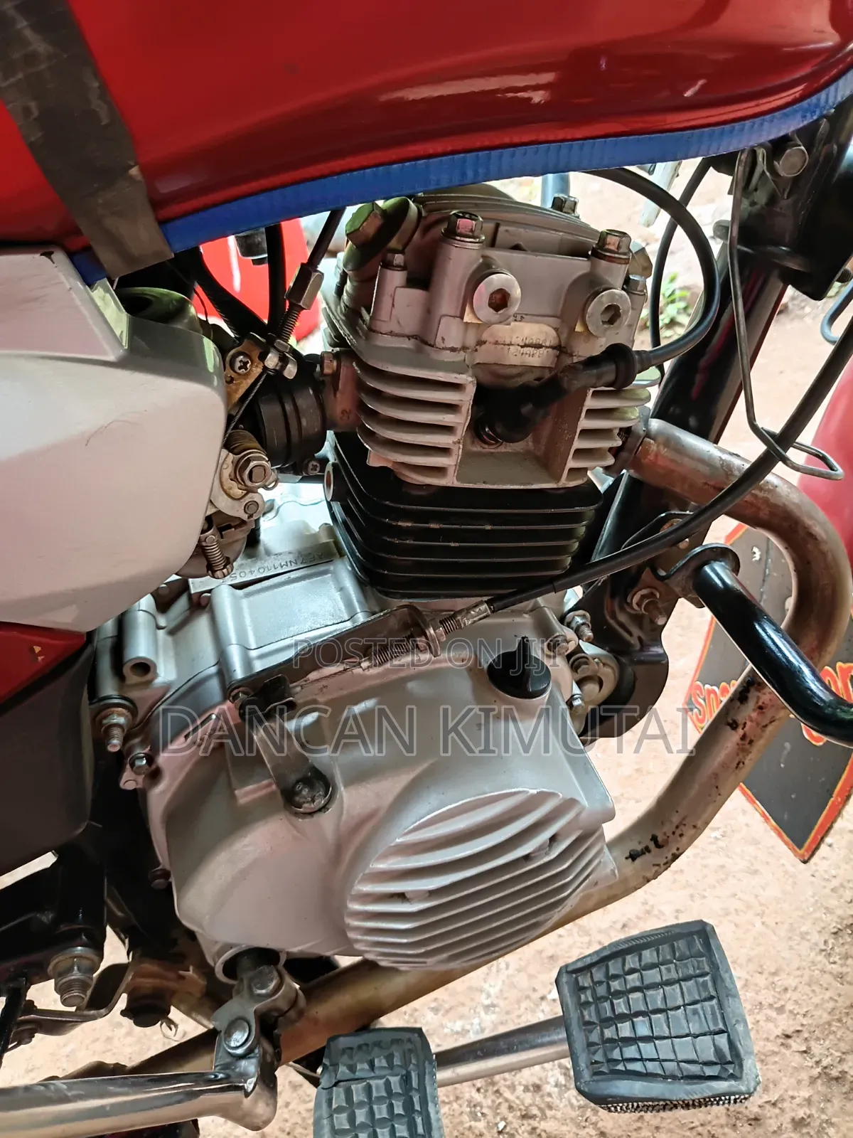 TVS HLX Plus ES 2021 Red