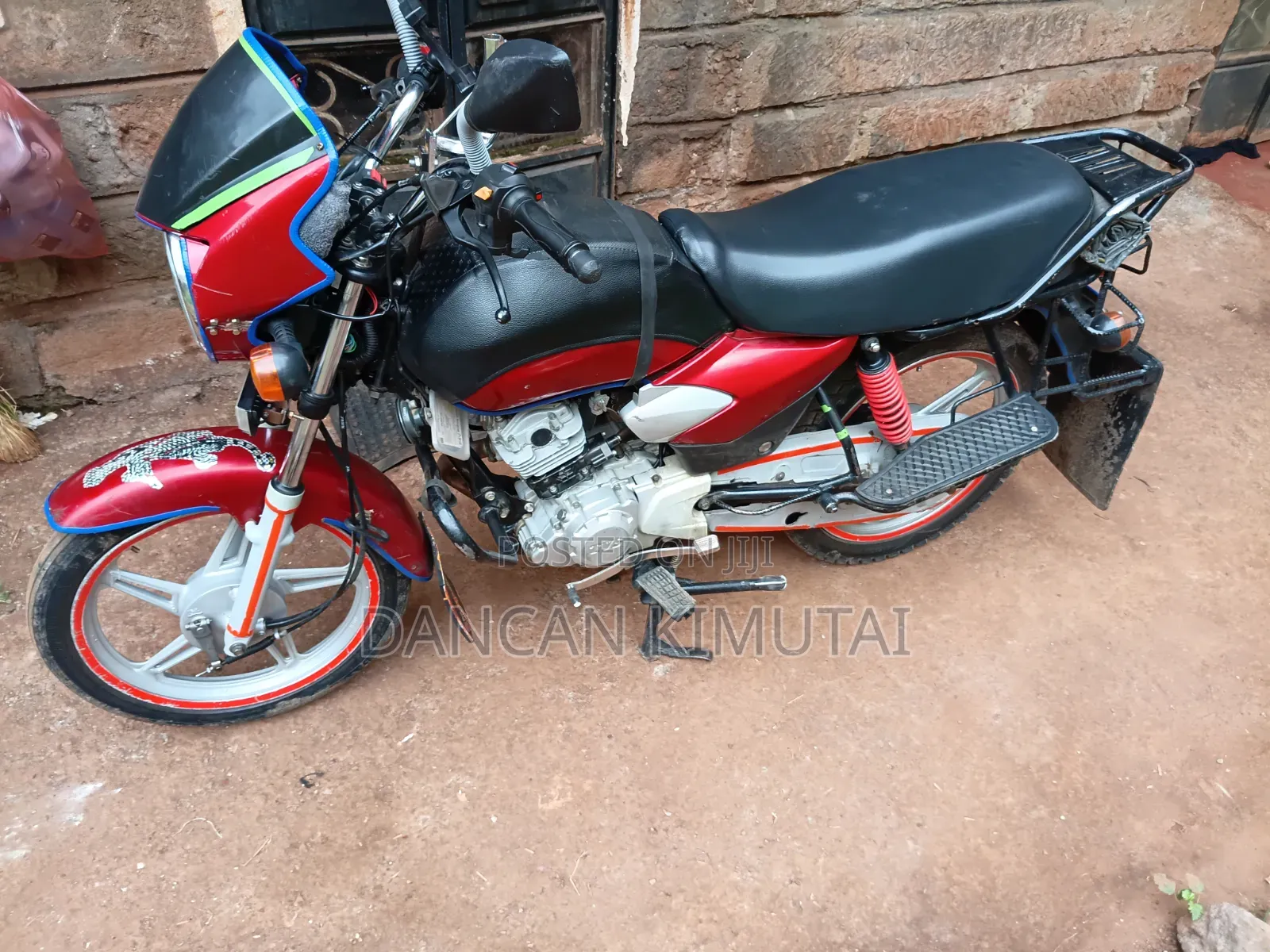 TVS HLX Plus ES 2021 Red