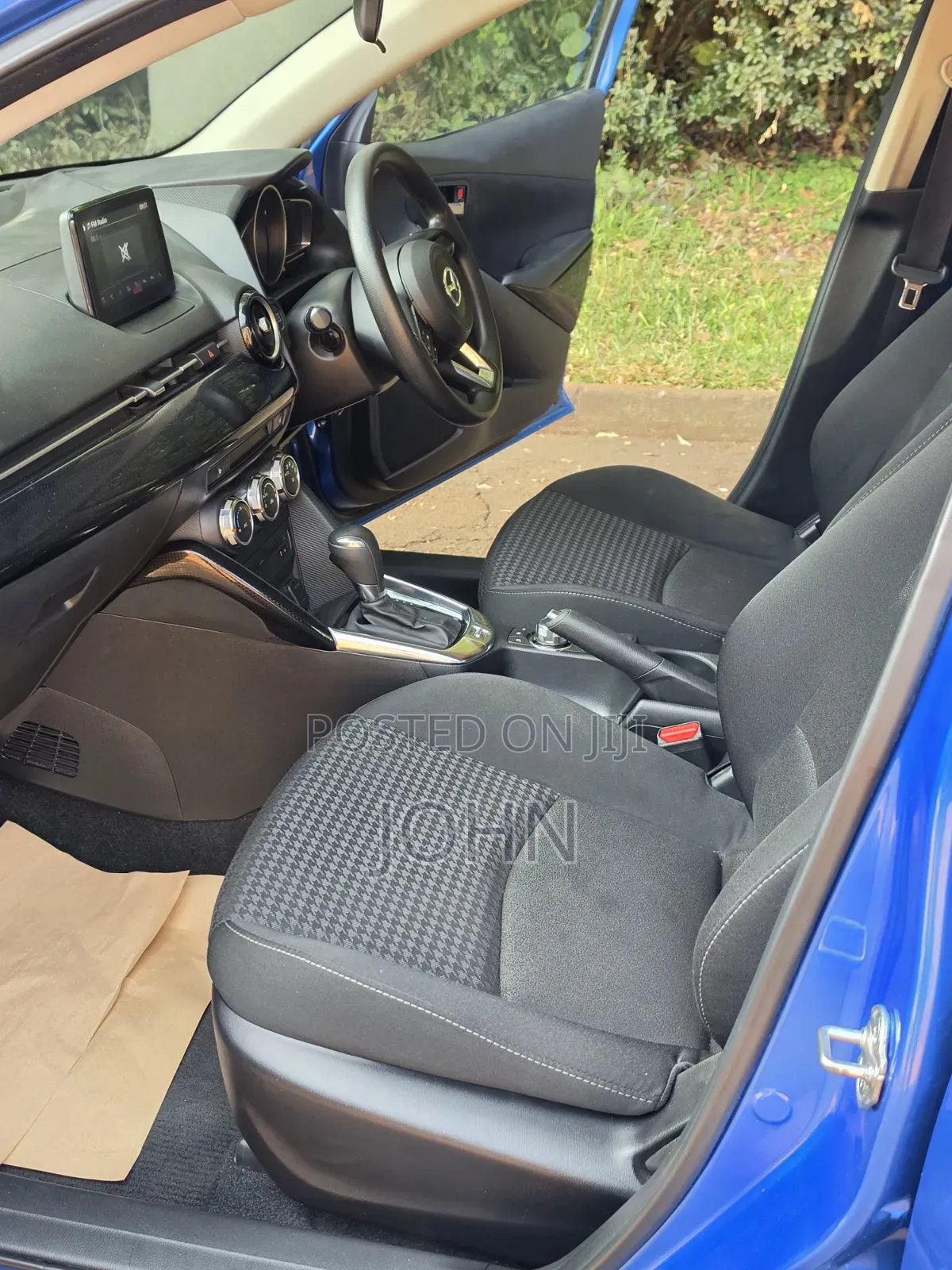 Mazda Demio 2018 Blue