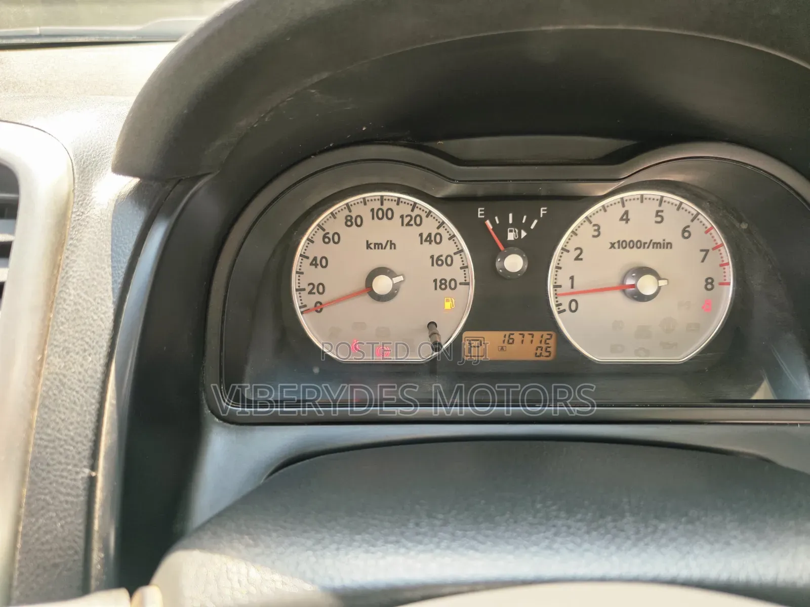 Nissan Wingroad 2013 Silver