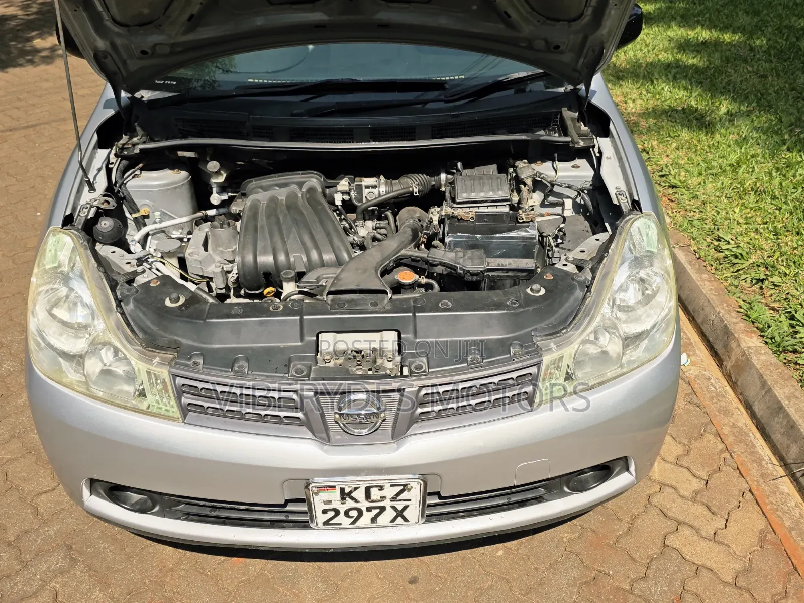 Nissan Wingroad 2013 Silver