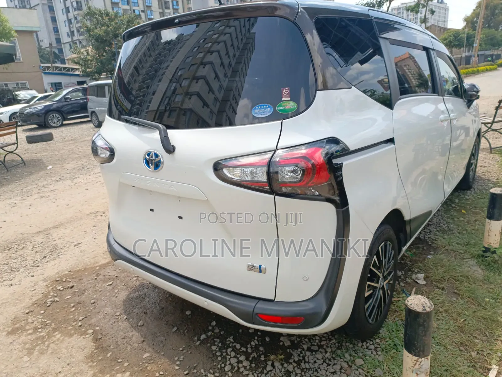 Toyota Sienta 2020 Beige