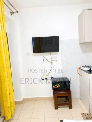 Nerico's Studio Airbnb Near Westside Mall