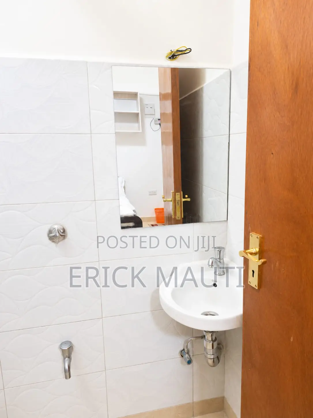 Nerico's Studio Airbnb Near Westside Mall