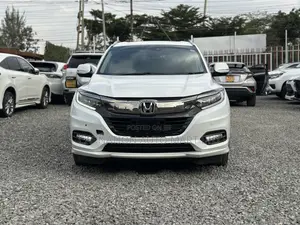 Honda Vezel 1.5 Hybrid 4WD 2018 White