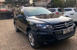 Volkswagen Touareg 2013 Black