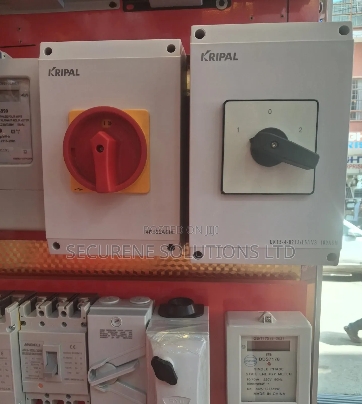 Kripal 100A 4-Pole Manual Changeover Switch