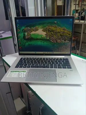 Laptop HP EliteBook 840 G10 32GB Intel Core i7 SSD 512GB