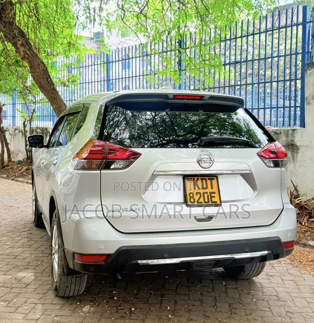 Nissan X-Trail 2019 Silver