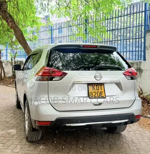 Nissan X-Trail 2019 Silver