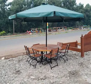 Modern Outdoor Patio Dining Set With Parasol