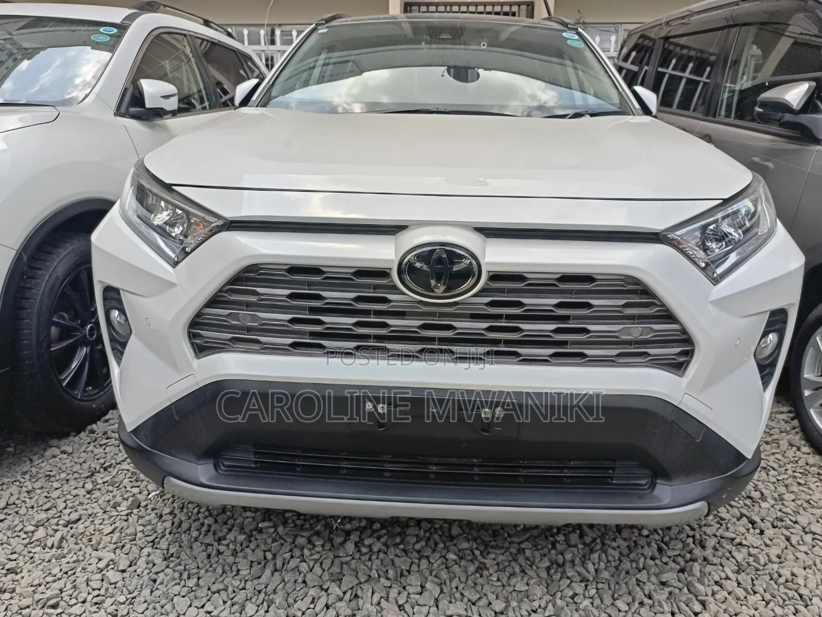 Toyota RAV4 2019 White
