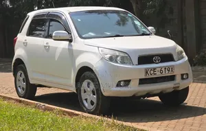 Toyota Rush 2009 Pearl