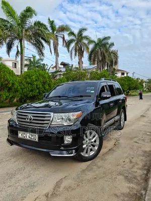 Toyota Land Cruiser 2012 Black