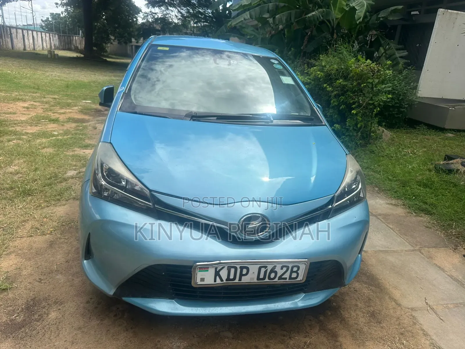Toyota Vitz 2017 Blue