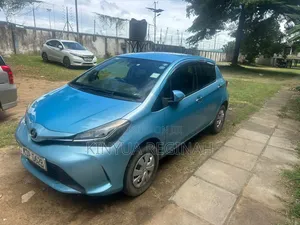 Toyota Vitz 2017 Blue