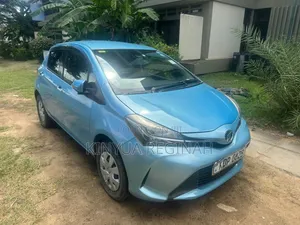 Toyota Vitz 2017 Blue