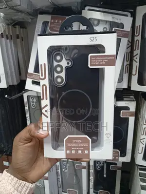 Samsung Galaxy S25 Black Syndee Magnetic Back Case
