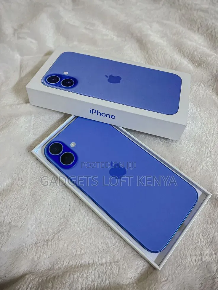 New Apple iPhone 16 256 GB Blue