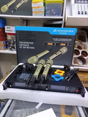 Sennheiser SKM9000 Wireless Vocal Microphone Set With Receiver Base