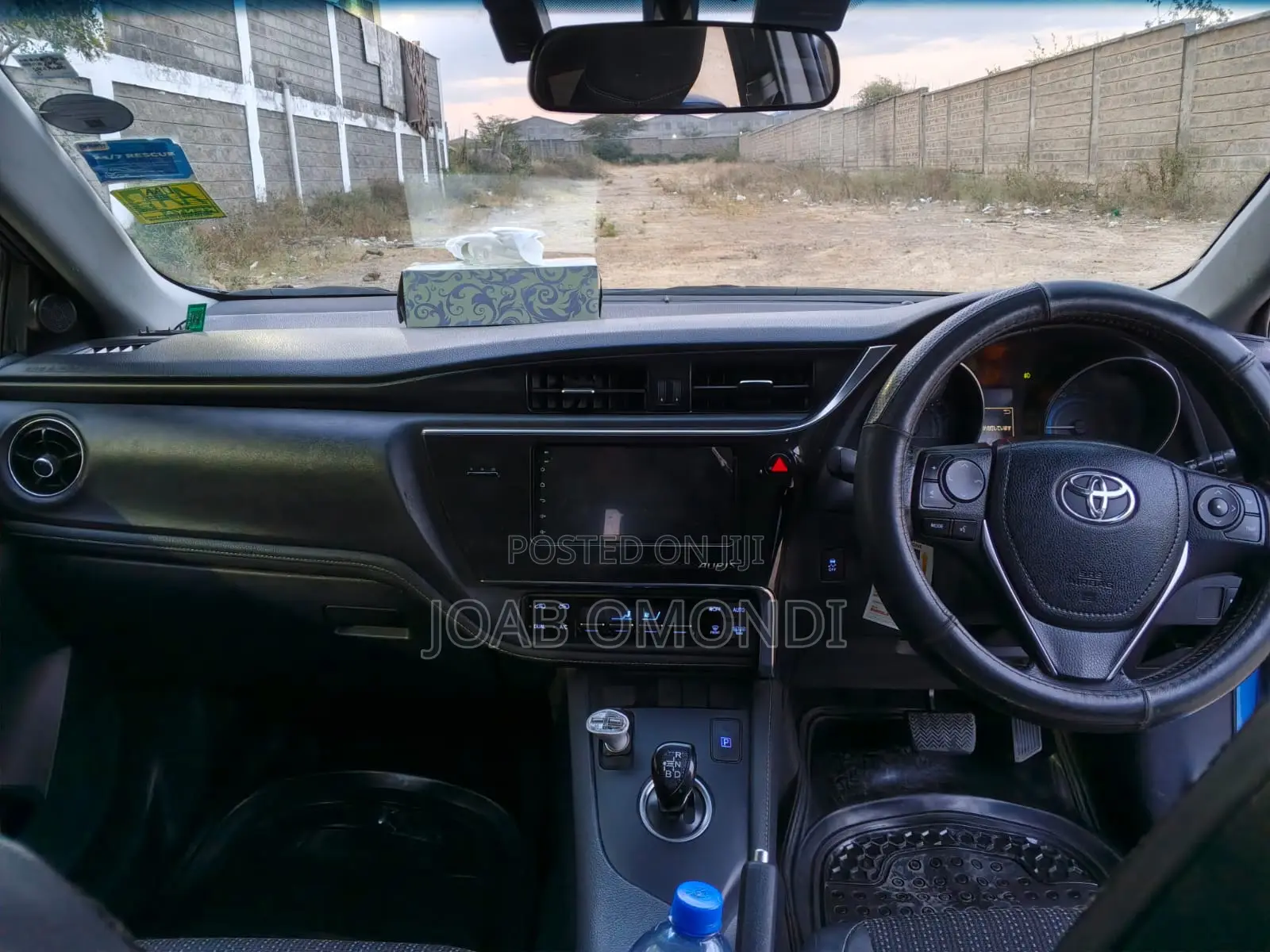Toyota Auris 2016 Blue