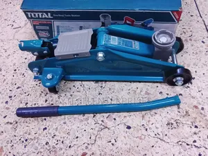 Total 2ton Hydraulic Floor Jack