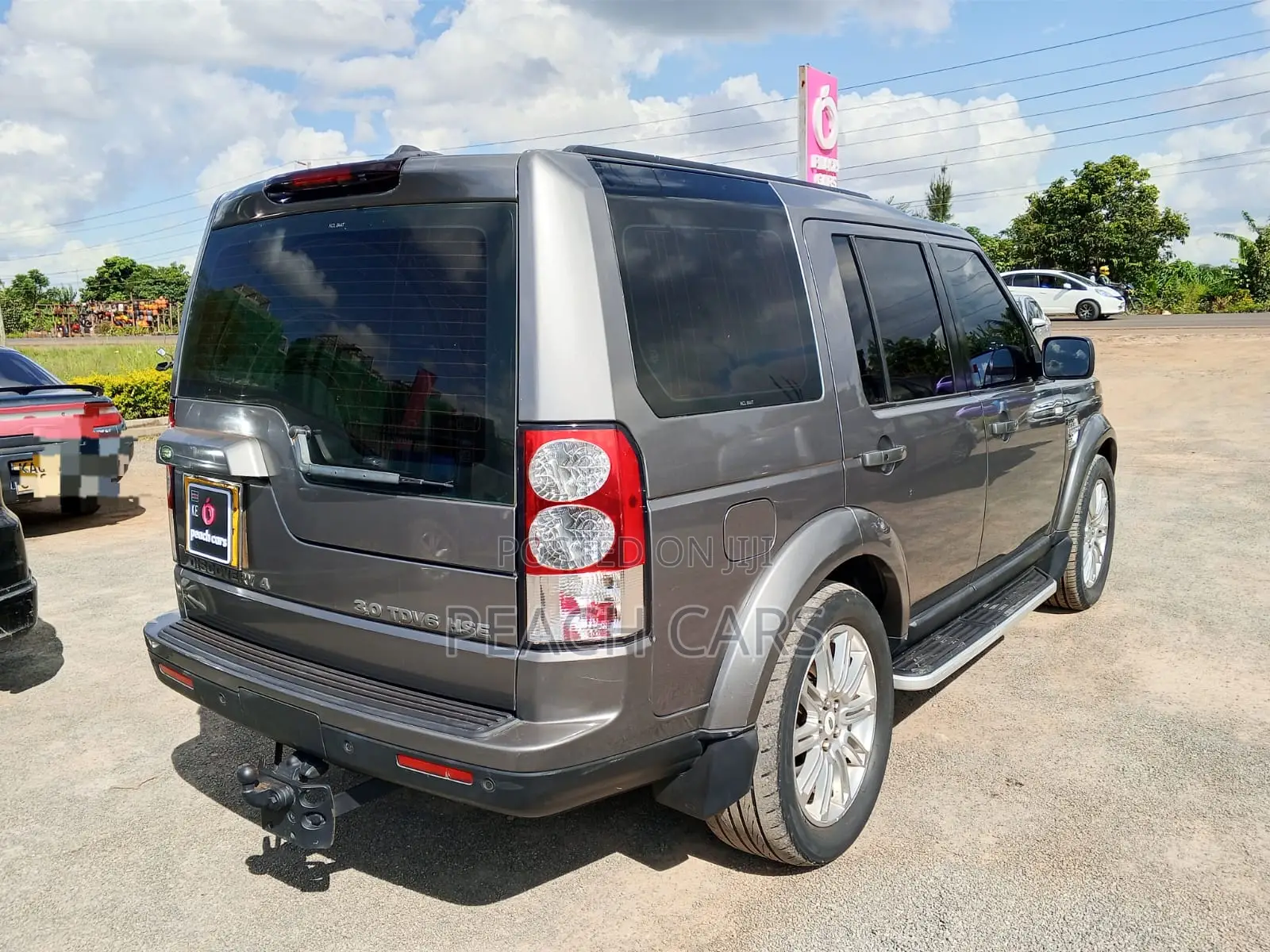 Land Rover Discovery 2010 Gray