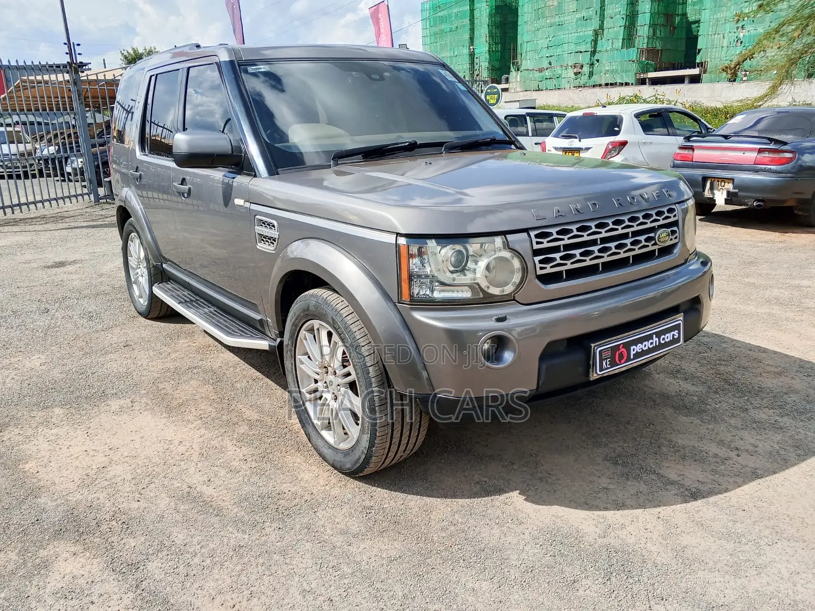 Land Rover Discovery 2010 Gray