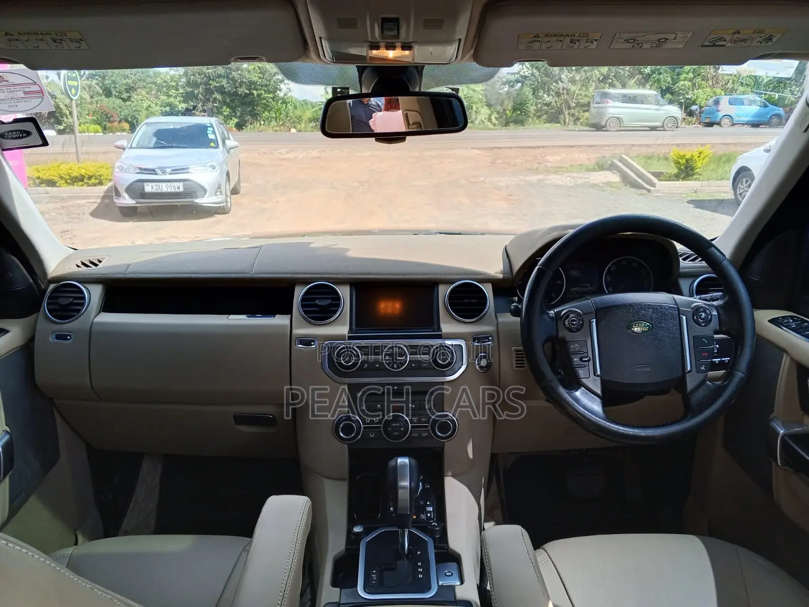 Land Rover Discovery 2010 Gray