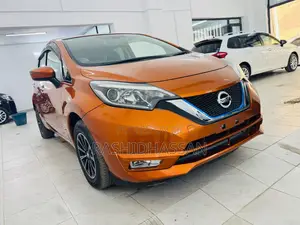 Nissan Note 2019 Orange