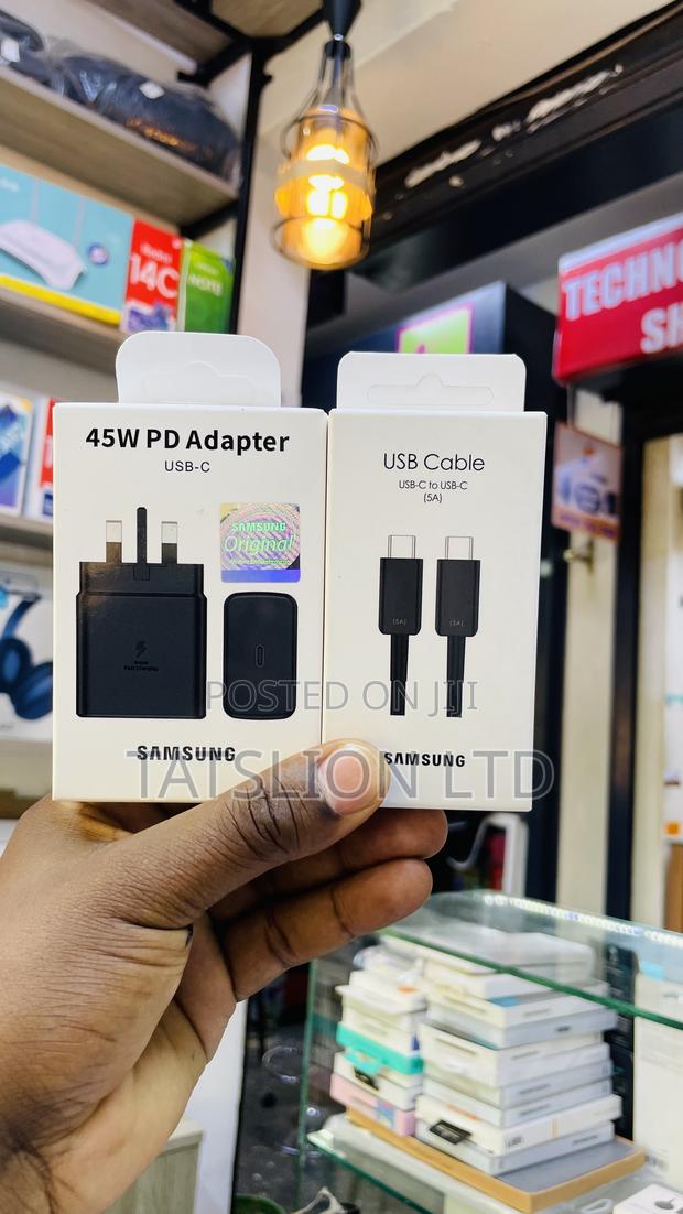 Samsung Galaxy Super Fast Charger 45W - main view