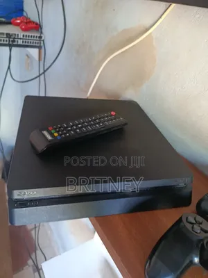 Play Station 4