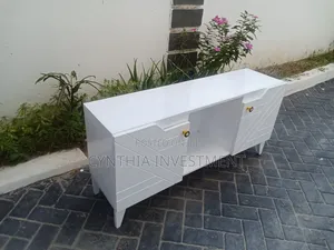 4 Ft TV Stand
