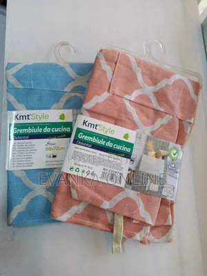 Kitchen Aprons - 68x72cm