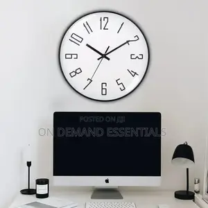 Classic Quartz Clock 30cm Modern Minimalist