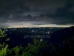 1/2 Acre Mua Hills