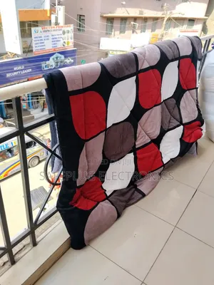 Super Warm Single Woolen Duvet (No Sheets/Pillowcases)