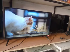 Solarmax 32 Inch Smart Android Frameless TV