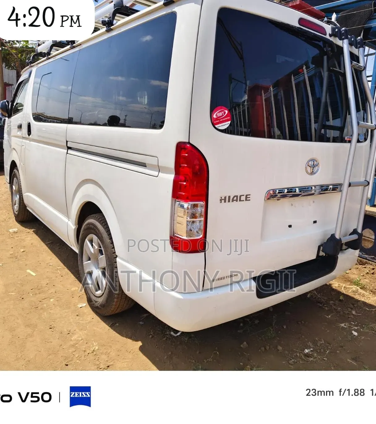 Toyota HiAce 2019 White