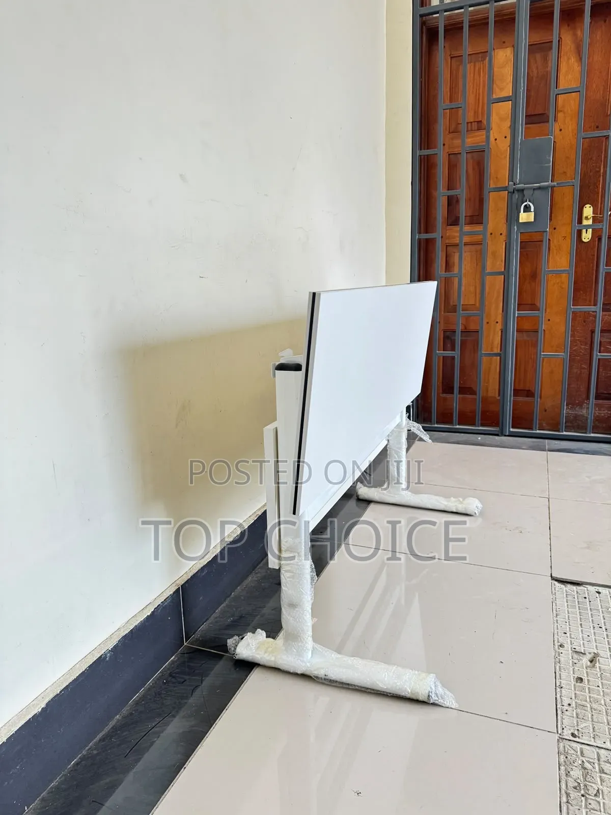 Modern Foldable Training Table