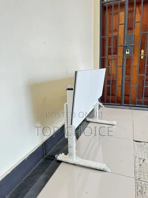 Modern Foldable Training Table