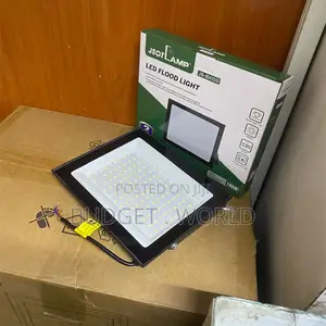 100W LED Outdoor Floodlight With Durable Aluminum Body