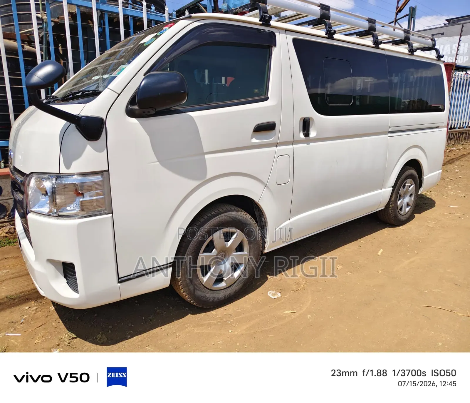 Toyota HiAce 2019 White